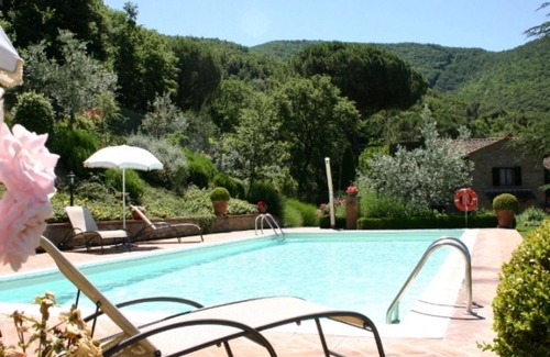 Pieve di Chio Villa | Casale Vinaglia up to 8 guests. Private pool