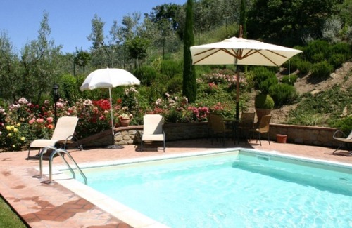 Pieve di Chio Villa | Casale Vinaglia up to 8 guests. Private pool