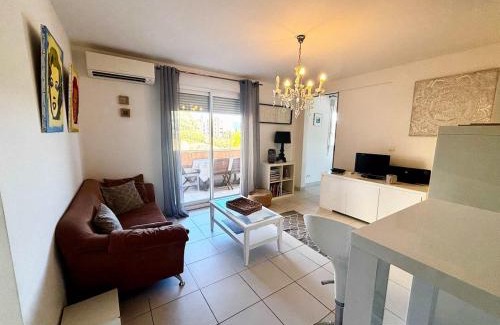La Celle-sous-Gouzon Apartment | Casamea - Famille, Terrasse, Sanguinaires, Clim