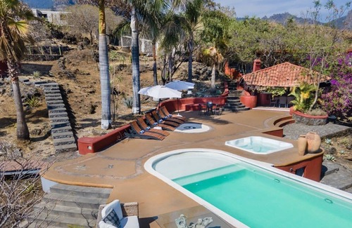 Tepoztlan Apartment | Casanevo Suite - Mountain views - Tepoztlán