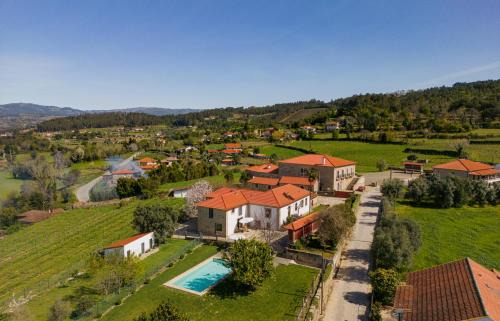Atei House | Casas de Vila Pouca