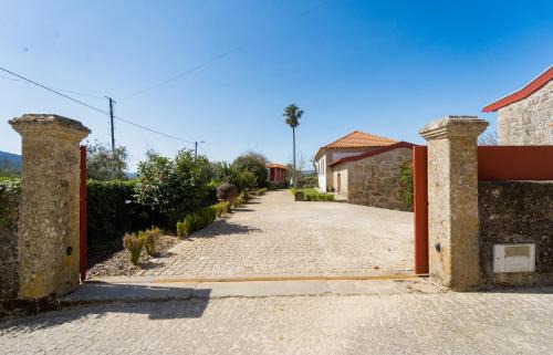 Atei House | Casas de Vila Pouca