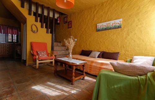 Pujerra Villa | Casas Rurales El Viejo Castaño 4