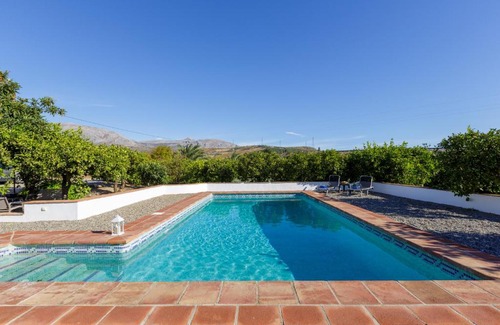 Alora House | Casas rurales "Las Mellizas" Piscina privada - Caminito del Rey