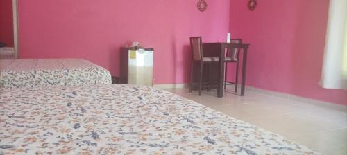 Chichen Itza - Valladolid Apartment | Casas Teoli Casita Rosa