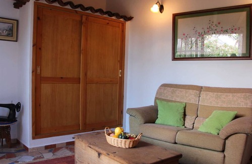 Las Indias House | Casavienes, Spain