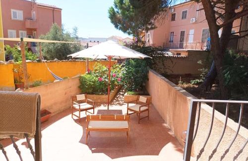 La Maddalena Apartment | CasaZen, 2 camere, giardino e parking