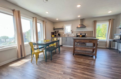 Grand Marais Condo | Cascade Cornerstone West
