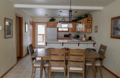 Ouray House | Cascade Three Bedroom Three Bath – C03