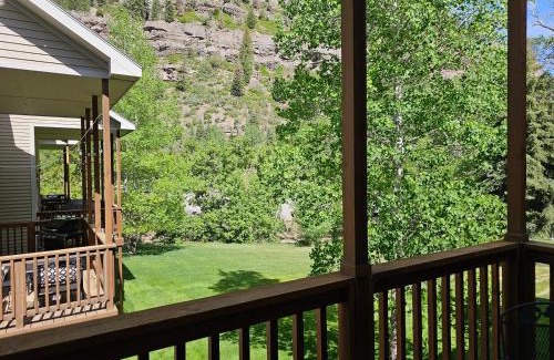 Ouray House | Cascade Three Bedroom Two Bath – C07