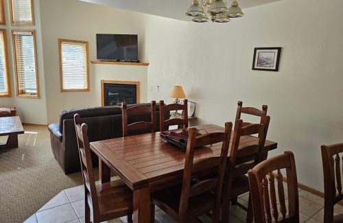 Ouray House | Cascade Three Bedroom Two Bath – C07