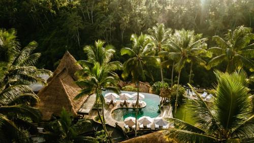 Andong Resort | CasCades Suites