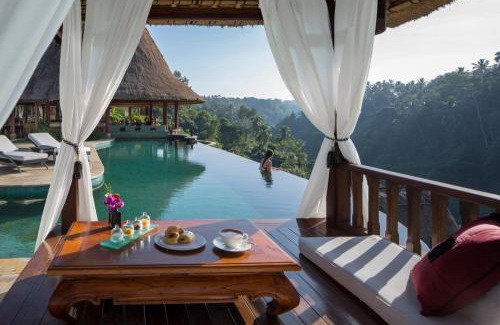 Andong Resort | CasCades Suites