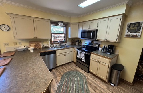 Crested Butte South House | Cascadilla Chalet- Private Hot Tub and pet friendly