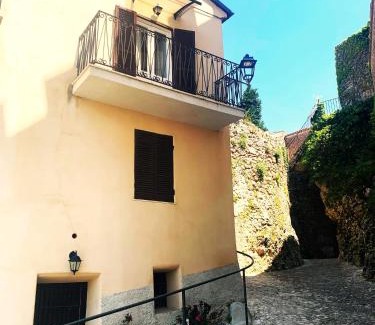 Collepardo House | Casetta romantica a Collepardo