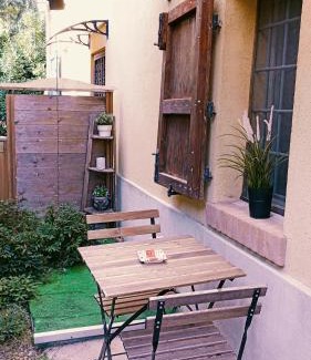 Borgatella Apartment | CASETTO ROSSO