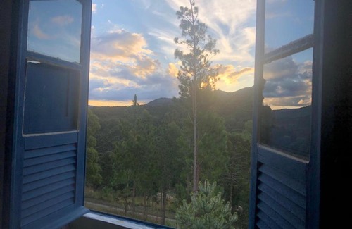 Vacas Gordas Hotel | Casinha de campo rural