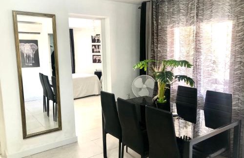 Aguadulce House | Casita a 3 minutos de la playa con Aire Acondicionado e Internet