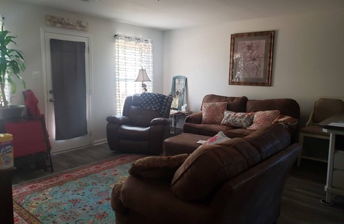Livingston House | Casita by the Lake Livingston/Onalaska