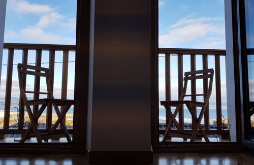 Fisterra House | Casita con Vistas al mar y a la Montaña en Pleno Corazón de Fisterra