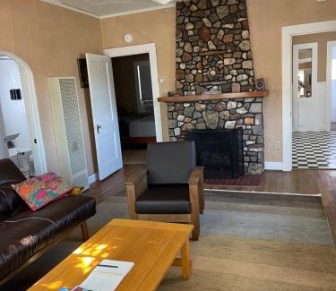 Truth or Consequences House | Casita De Agua Encanto