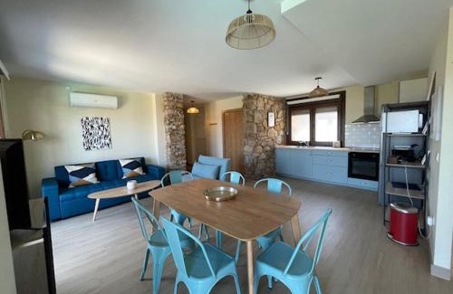 Baiona House | Casita Independiente y tres apartamentos con piscina Ladeira Playa