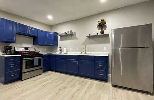 San Antonio House | Casita Near Downtown - Free Parking & Patio