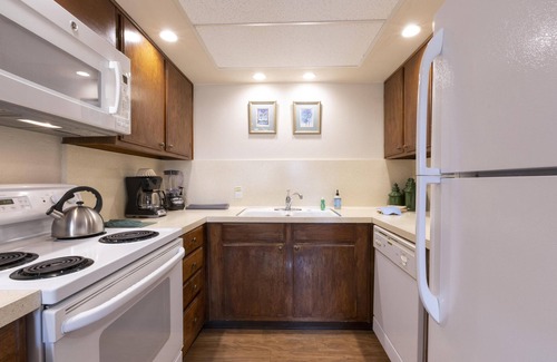 Canyon Corridor Condo | Casitas Del Monte