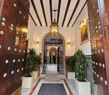 Encarnacion-Regina Hotel | Casona de San Andrés Boutique Hotel