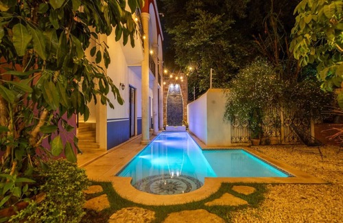 Centro House | Casona Sirenas, a family home in historical Merida