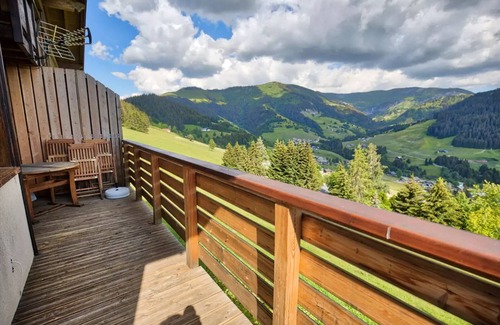 Notre-Dame-de-Bellecombe Ski Chalet | Cassiopee Cottage - Chalets for 7 people