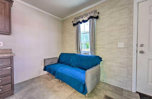Cassopolis House | Cassopolis Cabin with On-Site Fishing Pier!