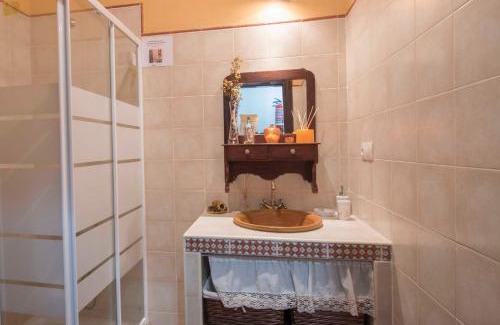 Castano del Robledo House | Castaño Bienestar
