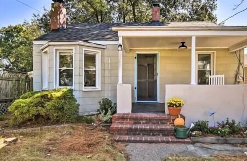 East Ocean View House | Castaway 2 bed cottage by the beach