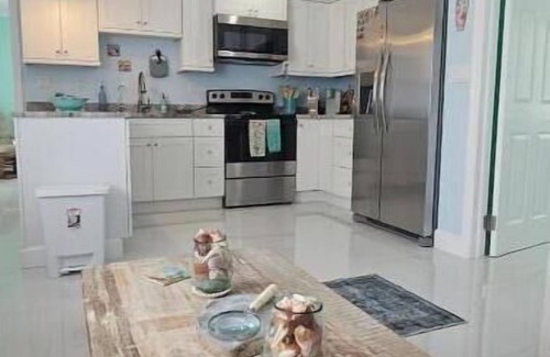 Treasure Cay Villa | Castaway Cove Beach Villa