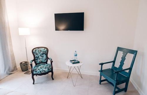 Fey House | Castel Féy