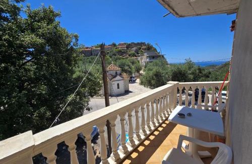 Himare Apartment | Castel Room