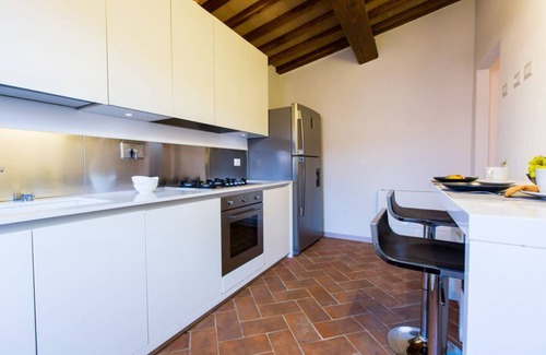 San Gimignano Apartment | Castellaccia contemporary country house