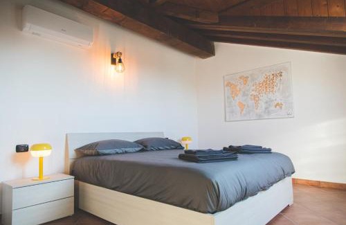 Bressana Bottarone Apartment | Castelletto - Armonia rustica e moderna