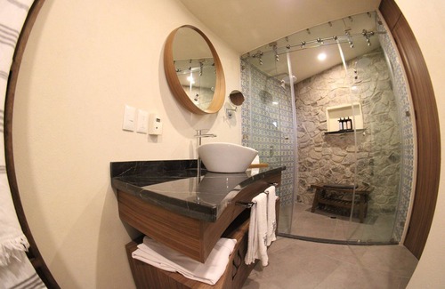 Santeagueda Hotel | Castello di Carlo - Suite Carlo VII
