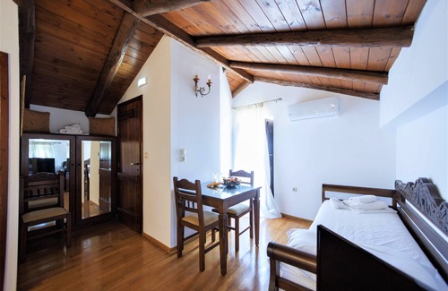 Pyrgos Hotel | Castello di Haria