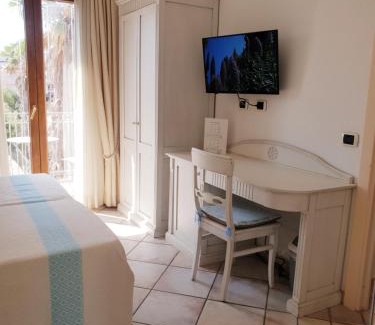 Porto San Paolo Hotel | Castello Di Tavolara
