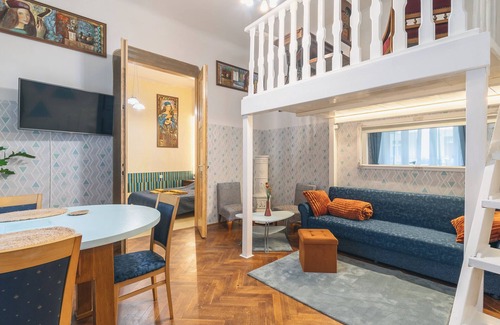 Palace District Apartment | Castle district apartman, next fisherman's bastion, and the historical places.