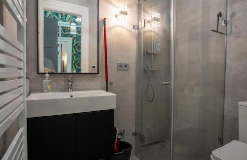 Taban Apartment | Castle Garden Apartment
