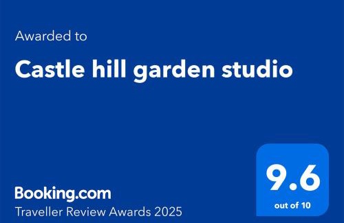 Castle Hill House | Castle hill garden studio