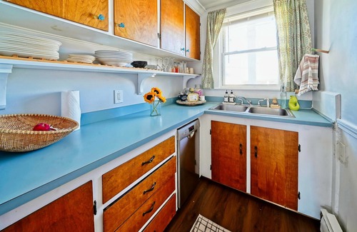 Salem Apartment | Castle Hill Lookout - Comfortable and Spacious Home