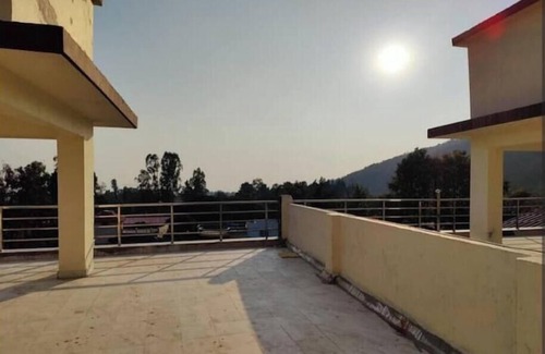Bullawala Apartment | Castle INN Retreat,2 BHK, Mussoorie Road,Dehradun