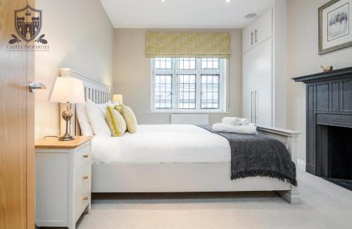 Eton Apartment | Castle Properties:Eton-The College