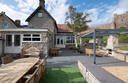 Bamburgh Cottage | Castle View - sleeps 16 guests in 8 bedrooms