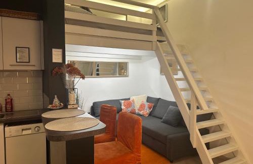Budavar Apartment | CastleHill Apartman the perfect blend of urban living and sightseeing convenience